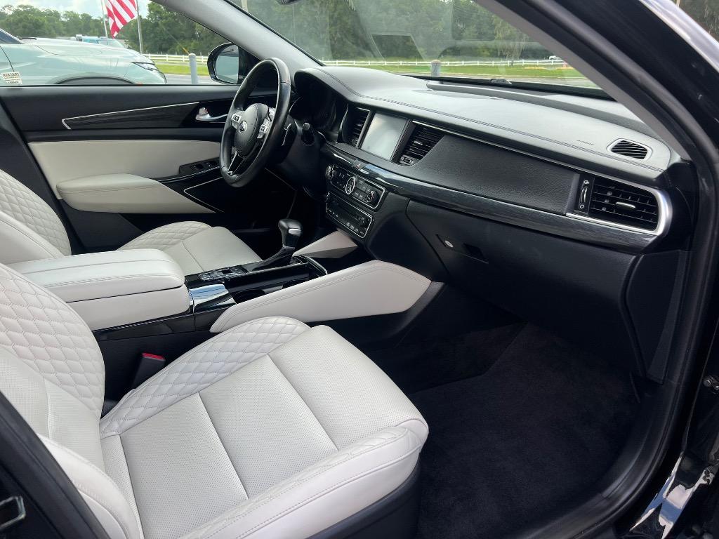 2018 Kia Cadenza - $19,995