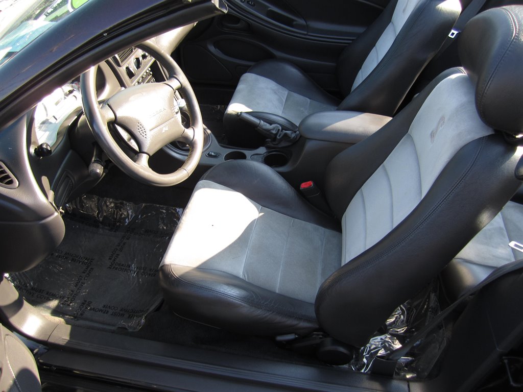 2003 Ford Mustang SVT Cobra photo