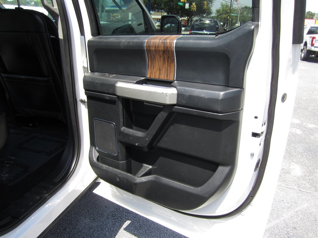 2018 Ford F-150 - $26,999