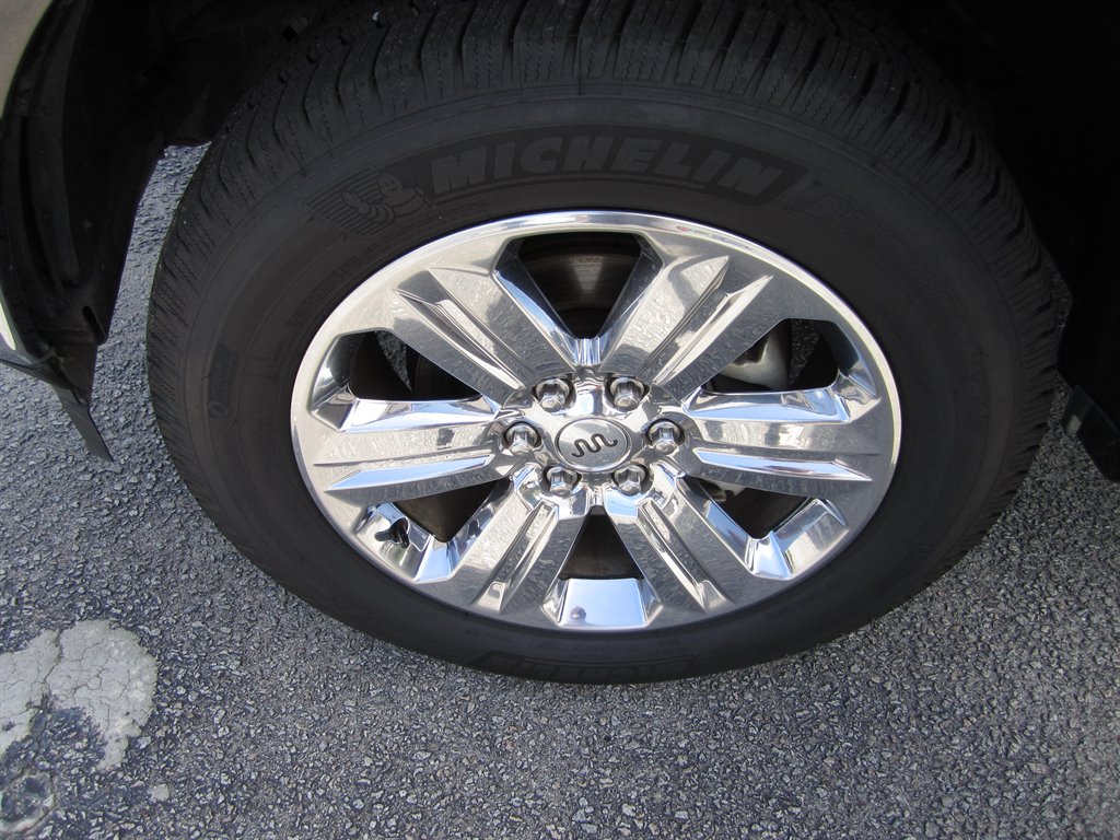 2018 Ford F-150 - $31,999