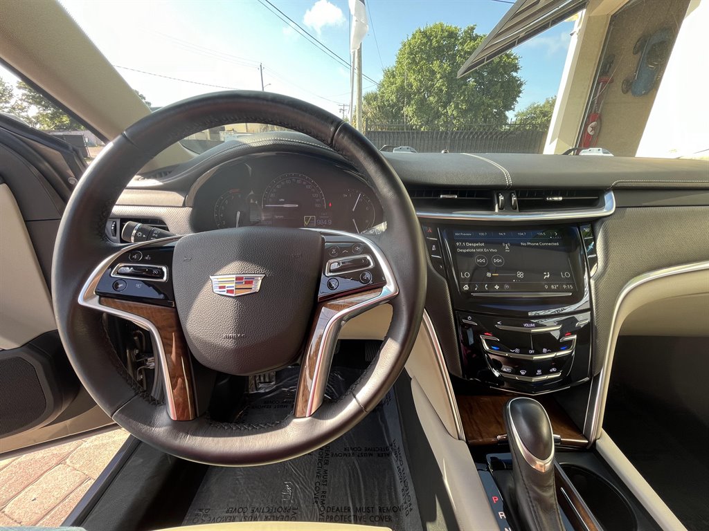 2019 Cadillac XTS photo