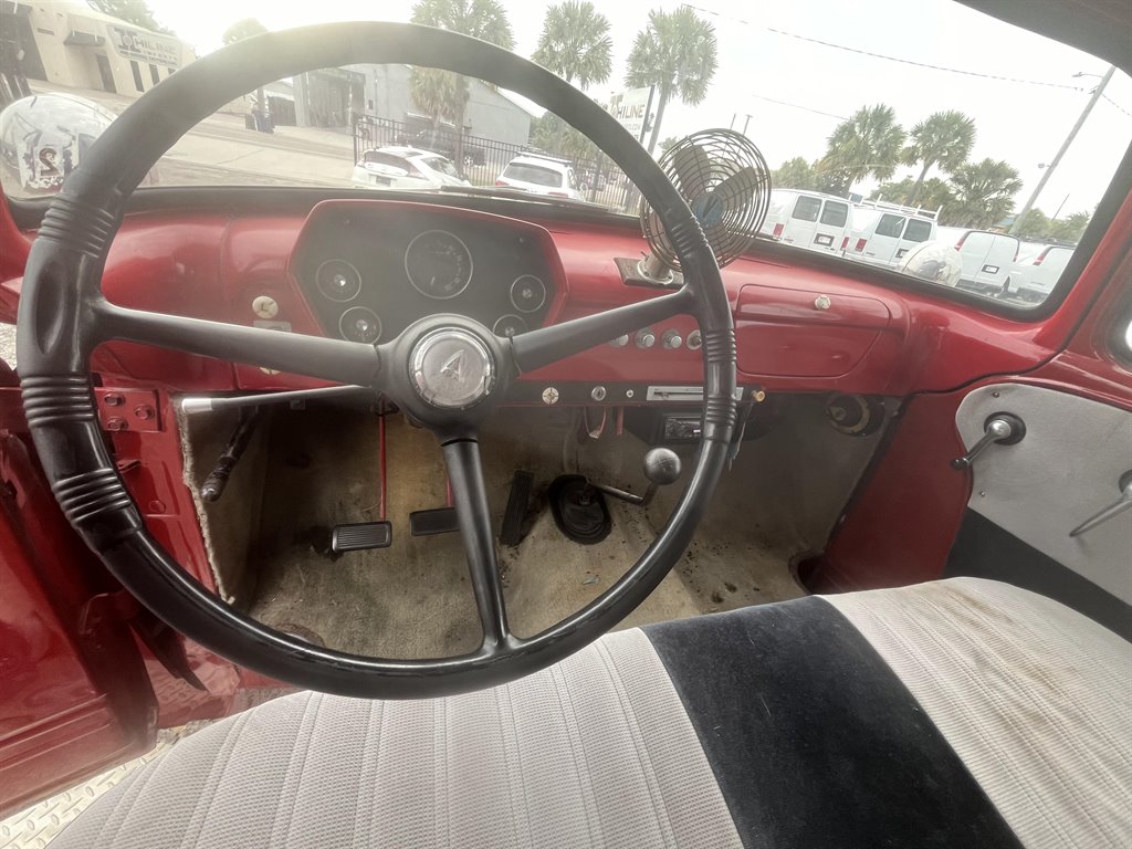 1960 Hyundai Sonata GLS photo