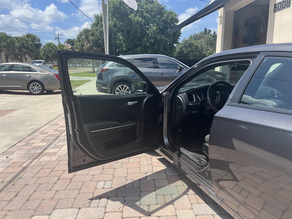 2019 Dodge Charger - $17,970