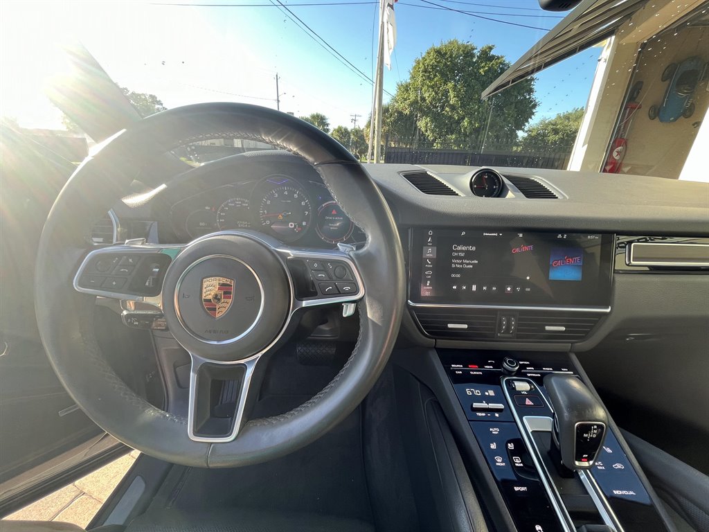 2019 Porsche Cayenne photo