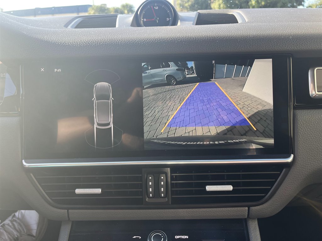 2019 Porsche Cayenne photo