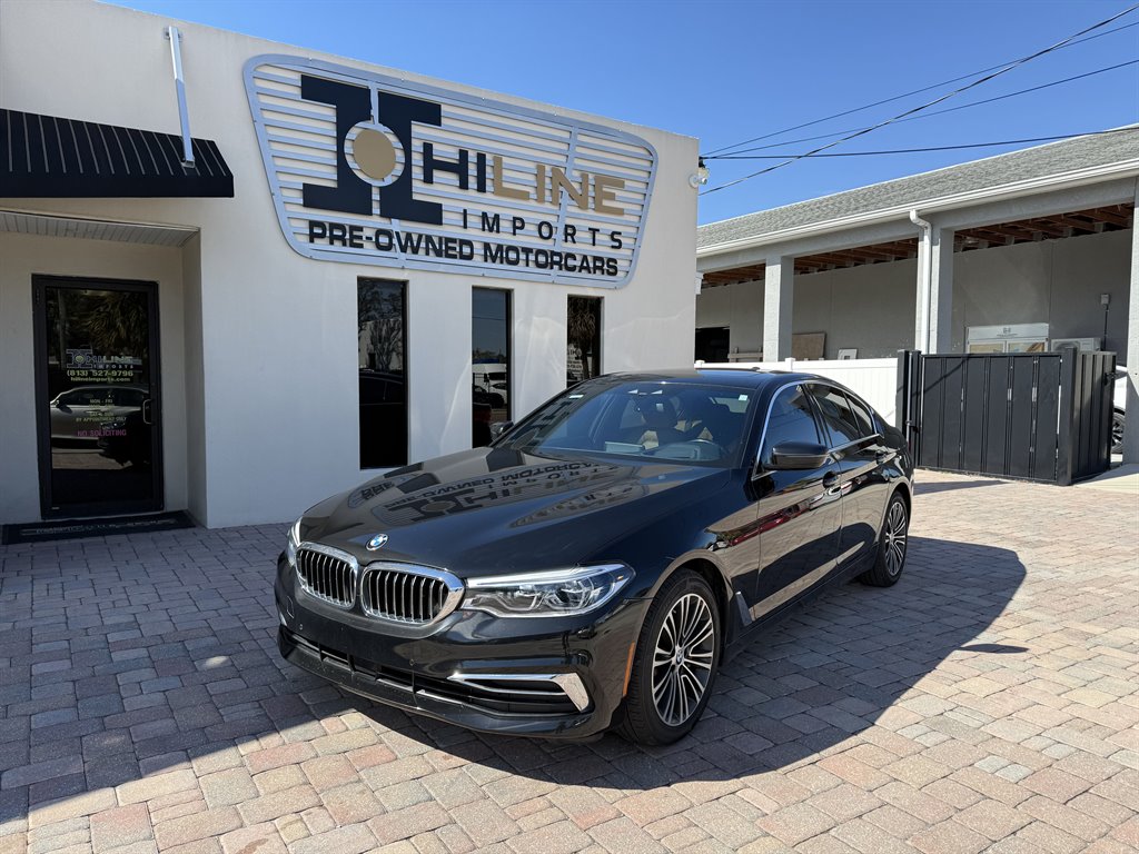 2019 BMW 5-Series 530i photo