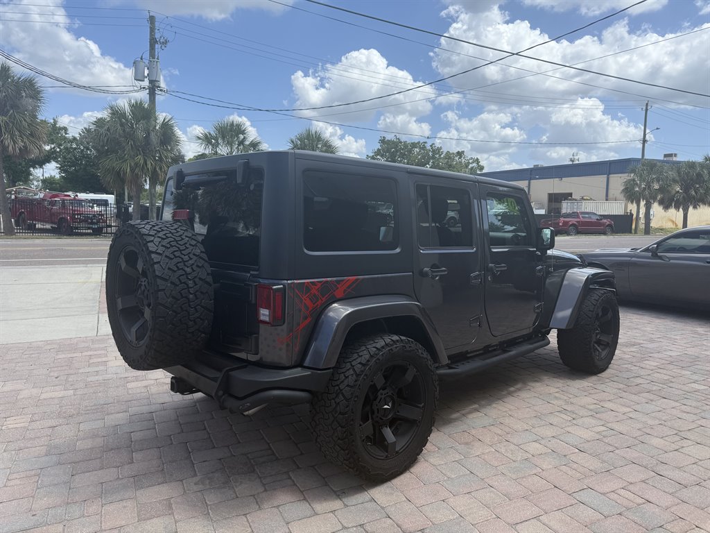 2016 Jeep Wrangler Unlimited Sahara photo