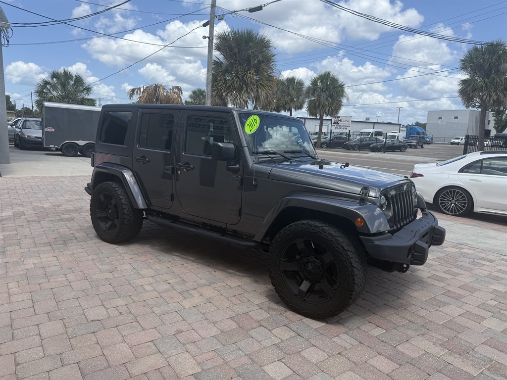 2016 Jeep Wrangler Unlimited Sahara photo