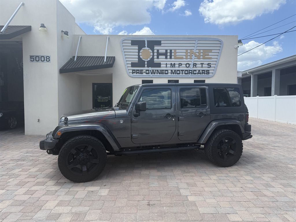 2016 Jeep Wrangler Unlimited Sahara photo