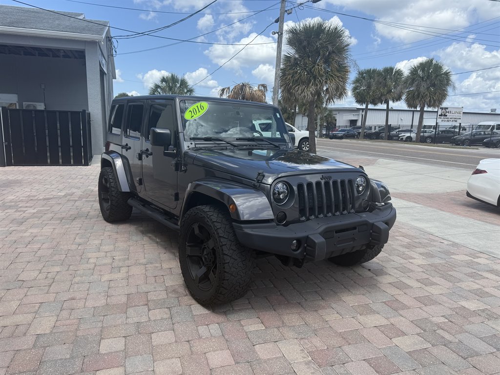 2016 Jeep Wrangler Unlimited Sahara photo