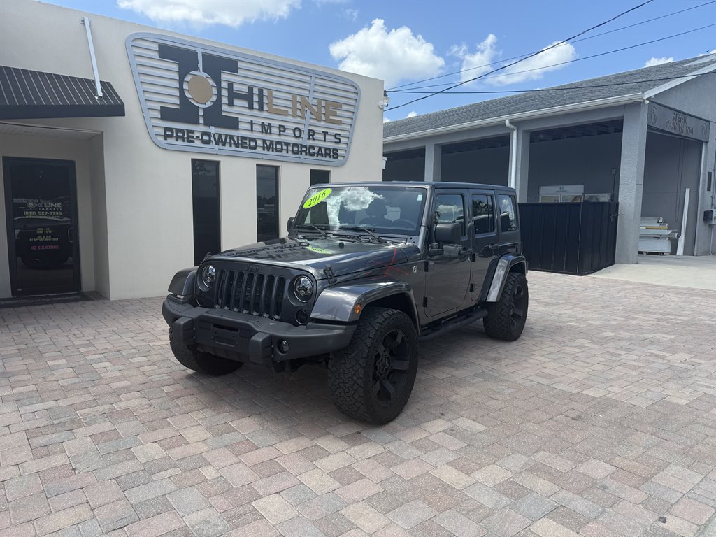 2016 Jeep Wrangler Unlimited Sahara photo