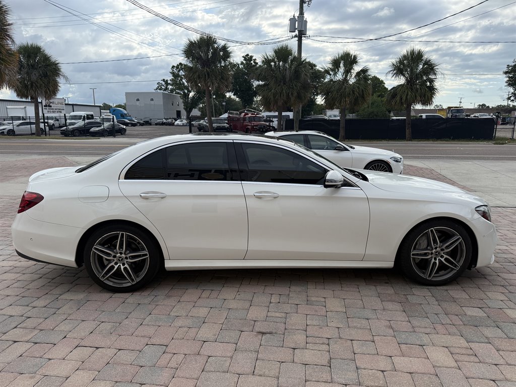 2019 Mercedes-Benz E-Class E300 photo