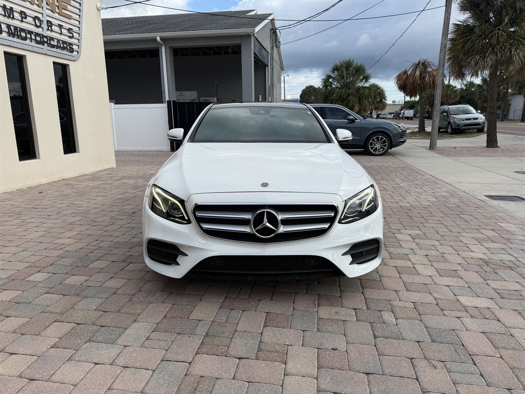 2019 Mercedes-Benz E-Class E300 photo