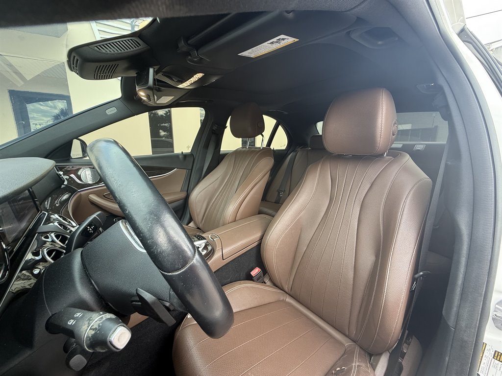 2019 Mercedes-Benz E-Class E300 photo