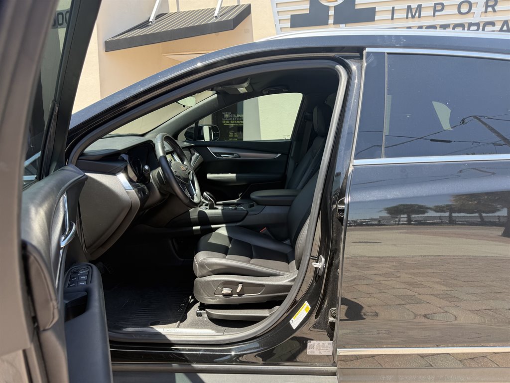 2021 Cadillac XT5 Luxury photo