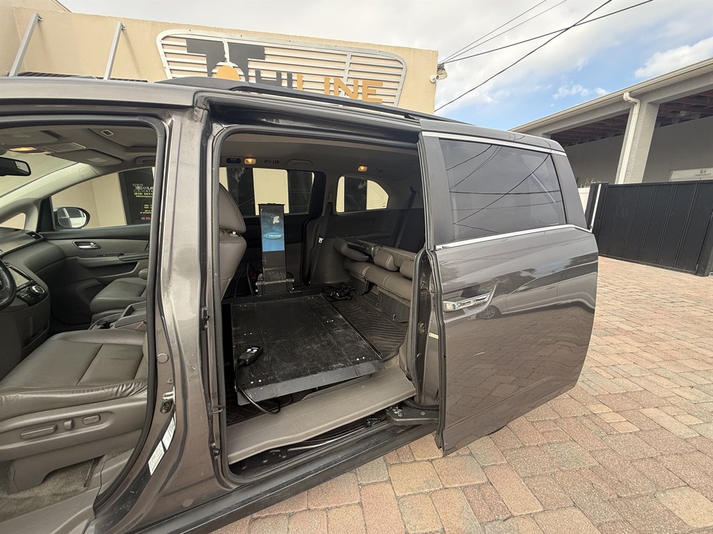 2015 Honda Odyssey - $43,065
