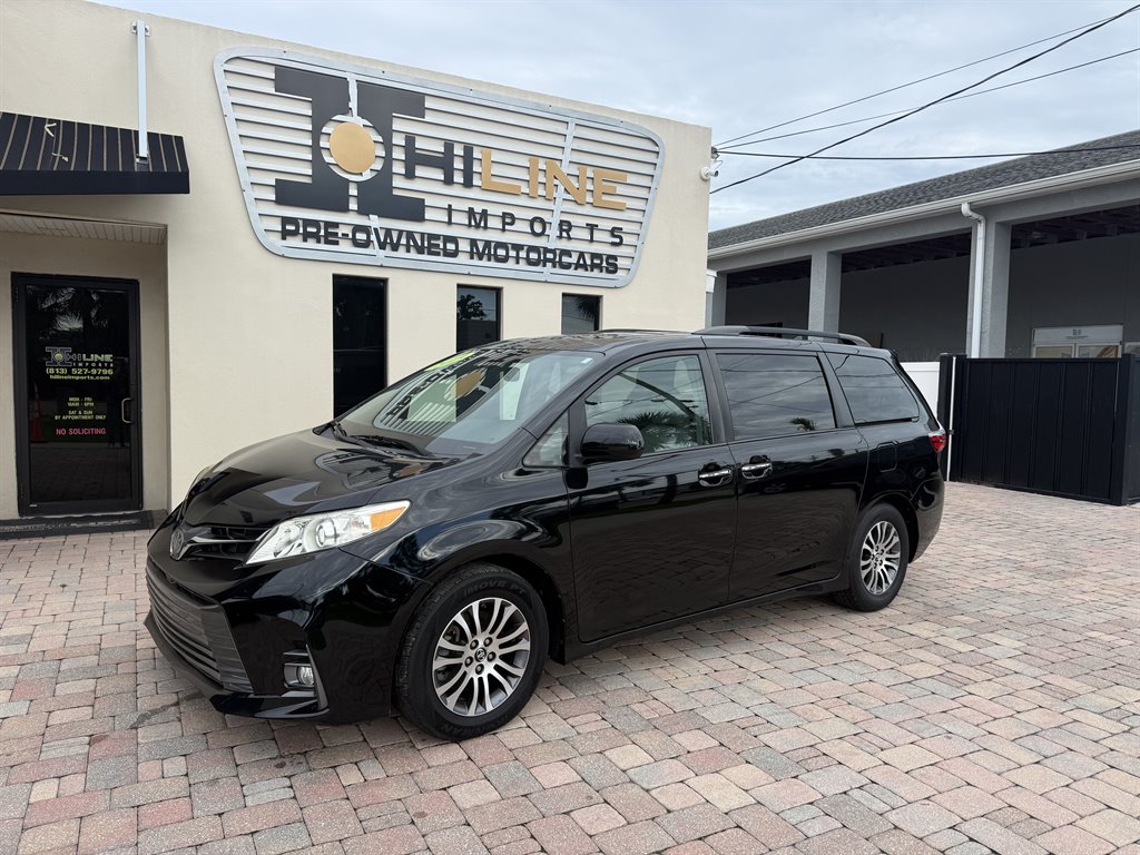 2019 Toyota Sienna - $33,995