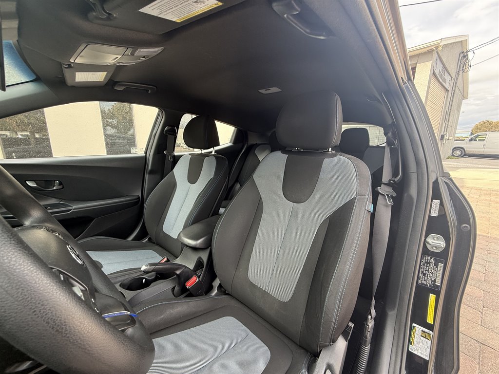 2019 Hyundai Veloster - $9,700