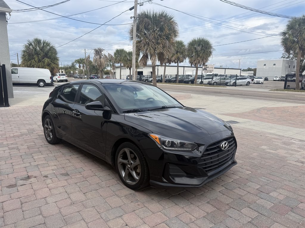 2019 Hyundai Veloster - $9,700