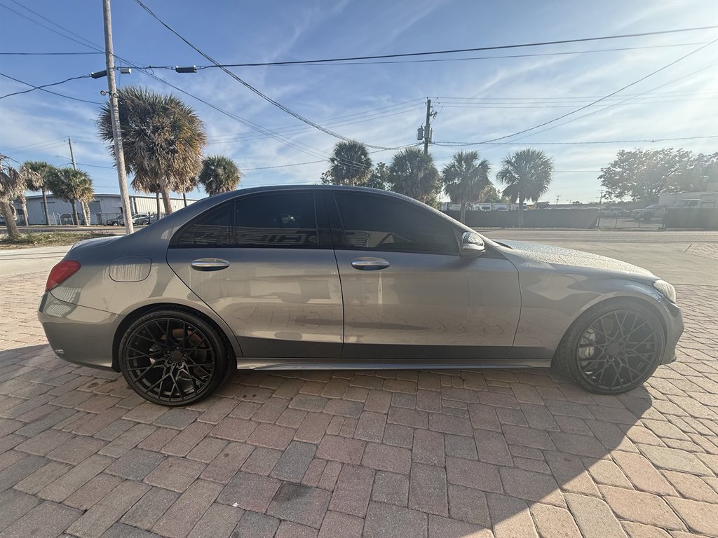 2018 Mercedes-Benz C-Class - $32,995