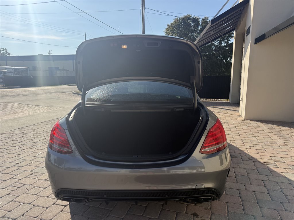 2018 Mercedes-Benz C-Class - $32,995