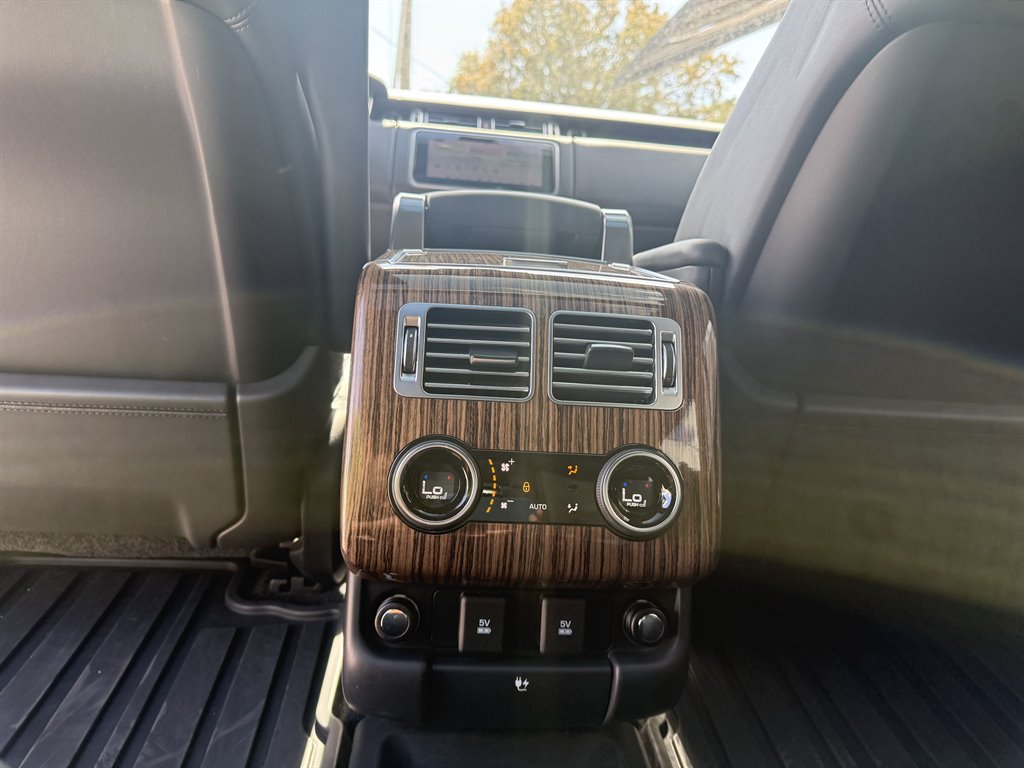 2018 Land Rover Range Rover - $52,198