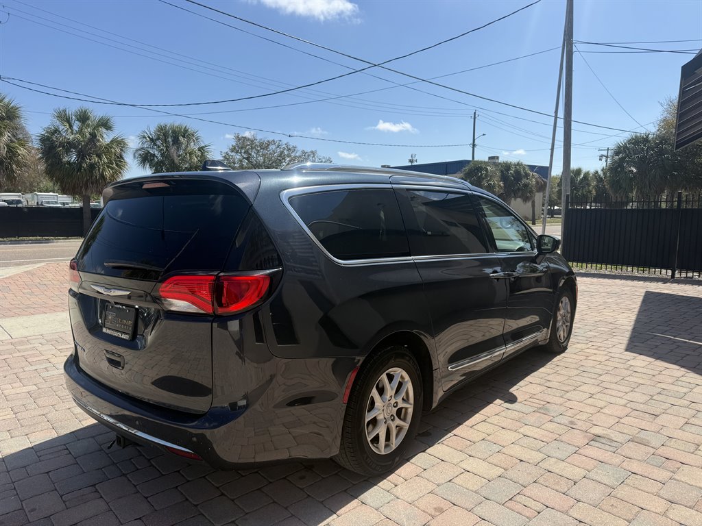 2020 Chrysler Pacifica - $14,970