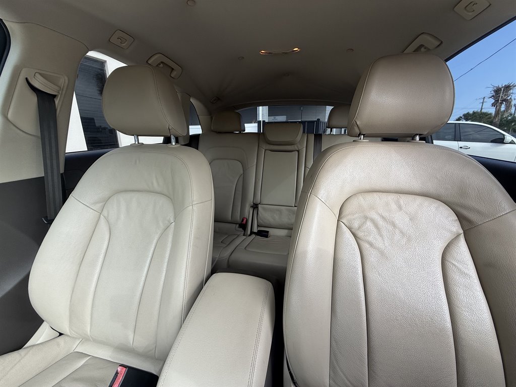 2014 Audi Q5 - $9,700
