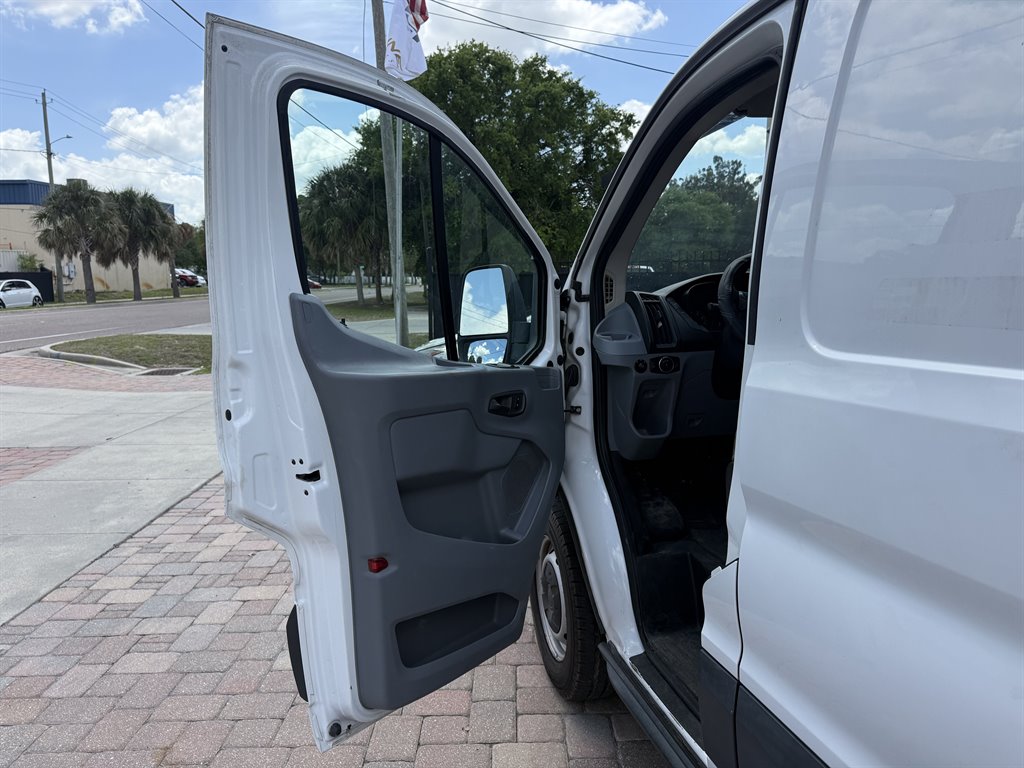 2018 Ford Transit - $22,995