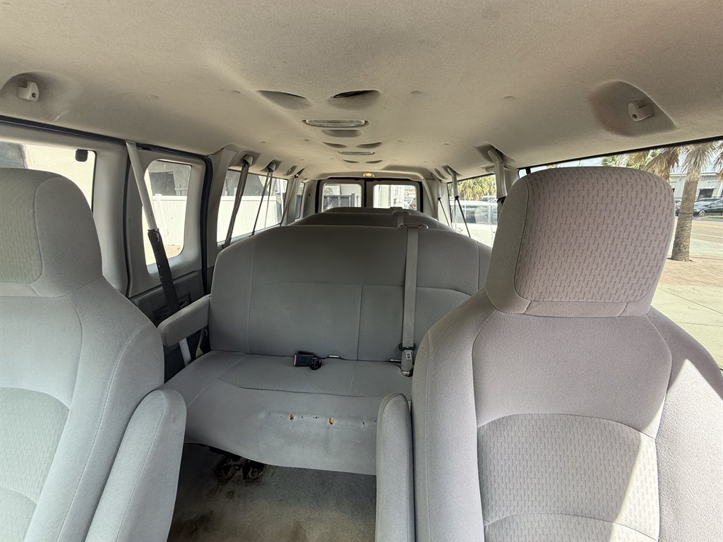 2011 Ford E-350 - $10,665