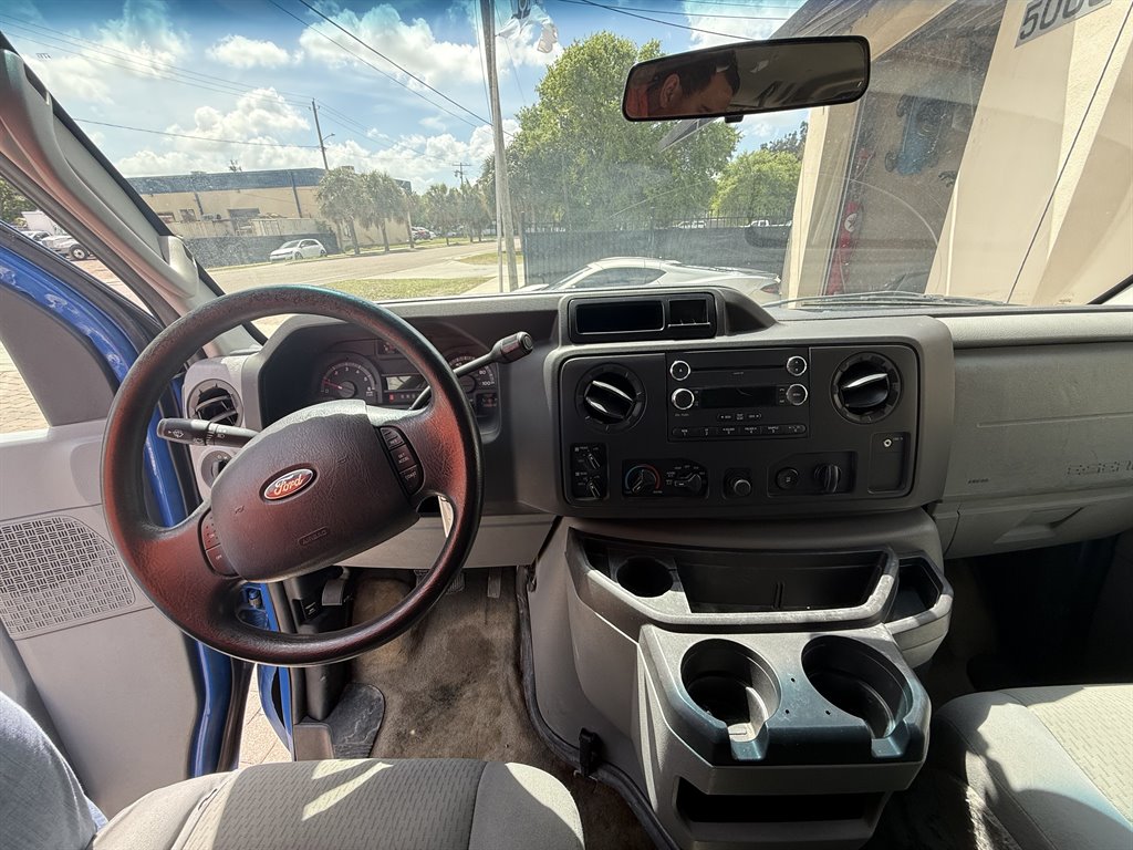 2011 Ford E-350 - $10,665