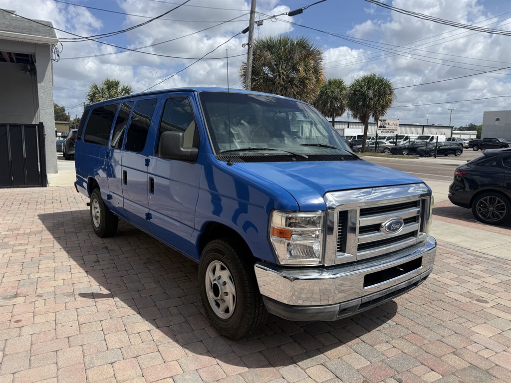 2011 Ford E-350 - $10,665