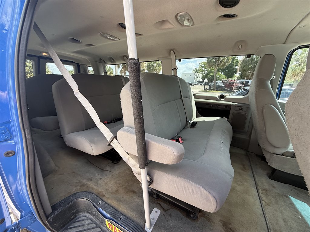 2011 Ford E-350 - $10,665