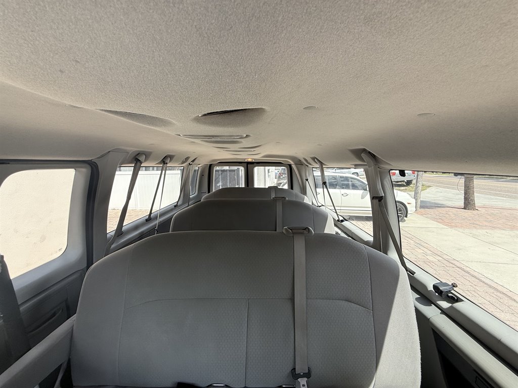 2011 Ford E-350 - $10,665