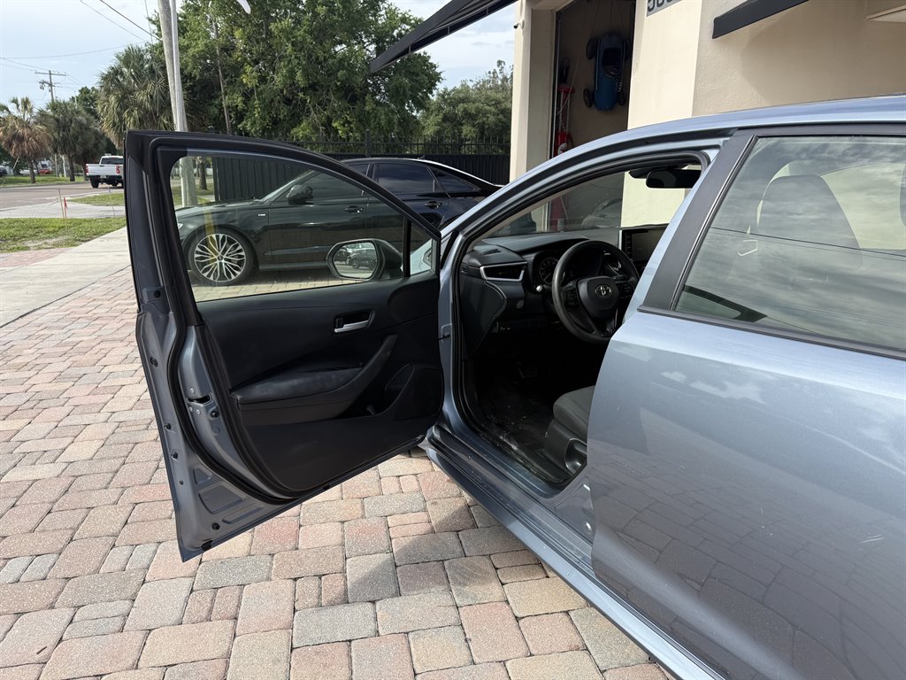 2021 Toyota Corolla - $26,995