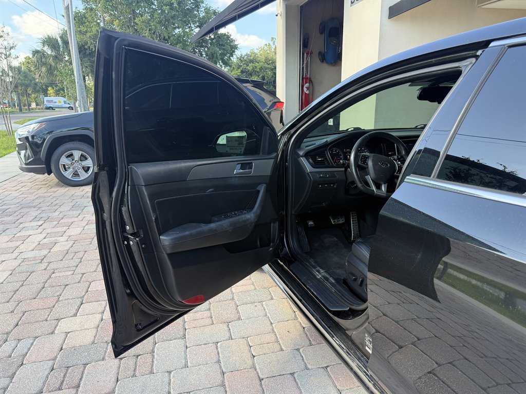 2018 Hyundai Sonata - $11,970
