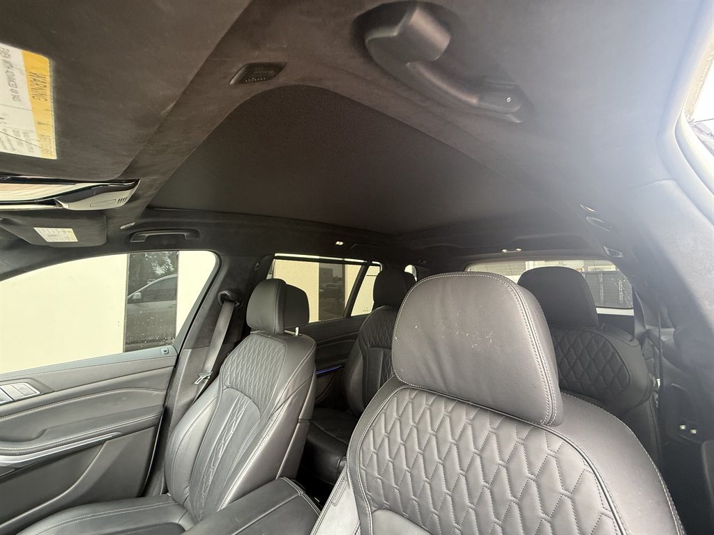 2022 BMW X7 - $49,970