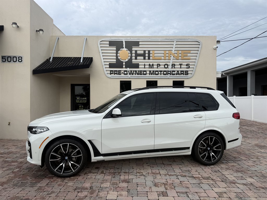 2022 BMW X7 - $49,970