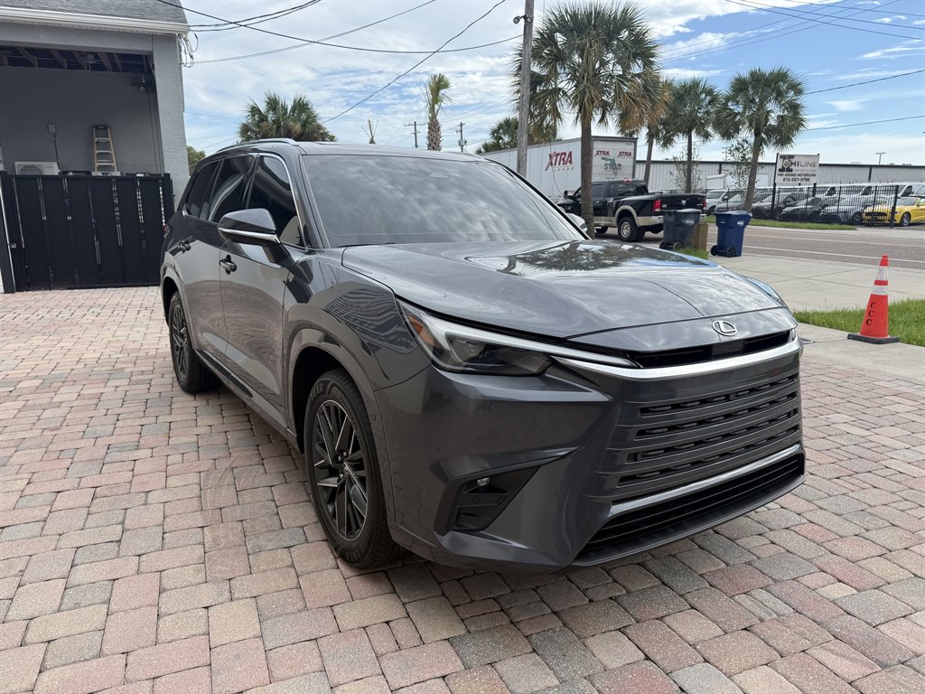 2025 Lexus Tx