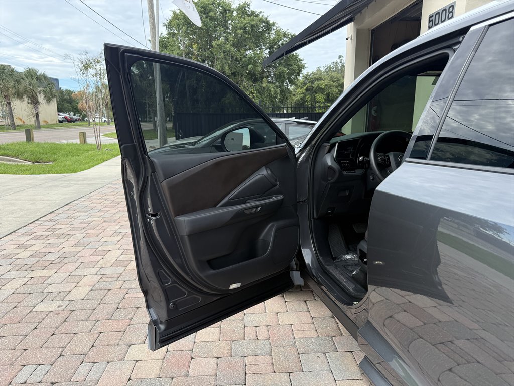 2025 Lexus Tx