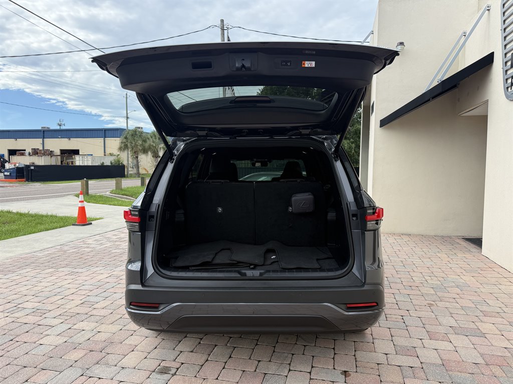 2025 Lexus Tx