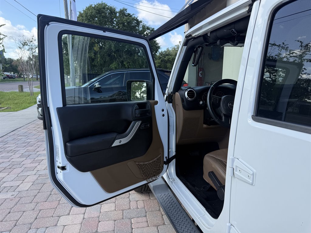 2015 Jeep Wrangler - $16,700