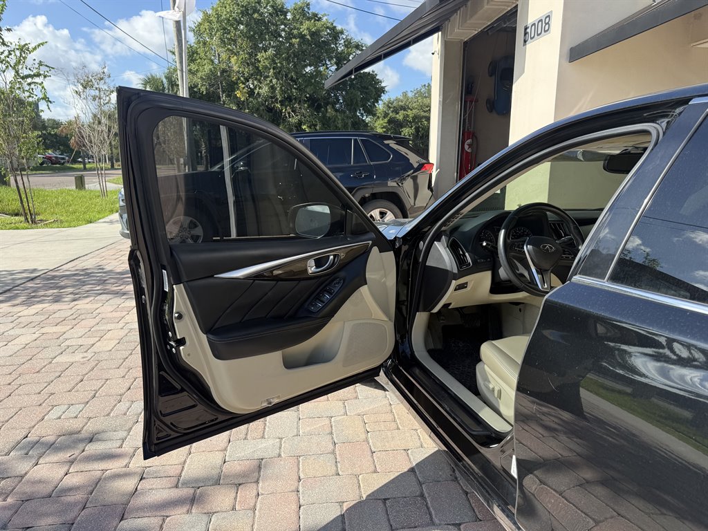 2019 INFINITI Q50