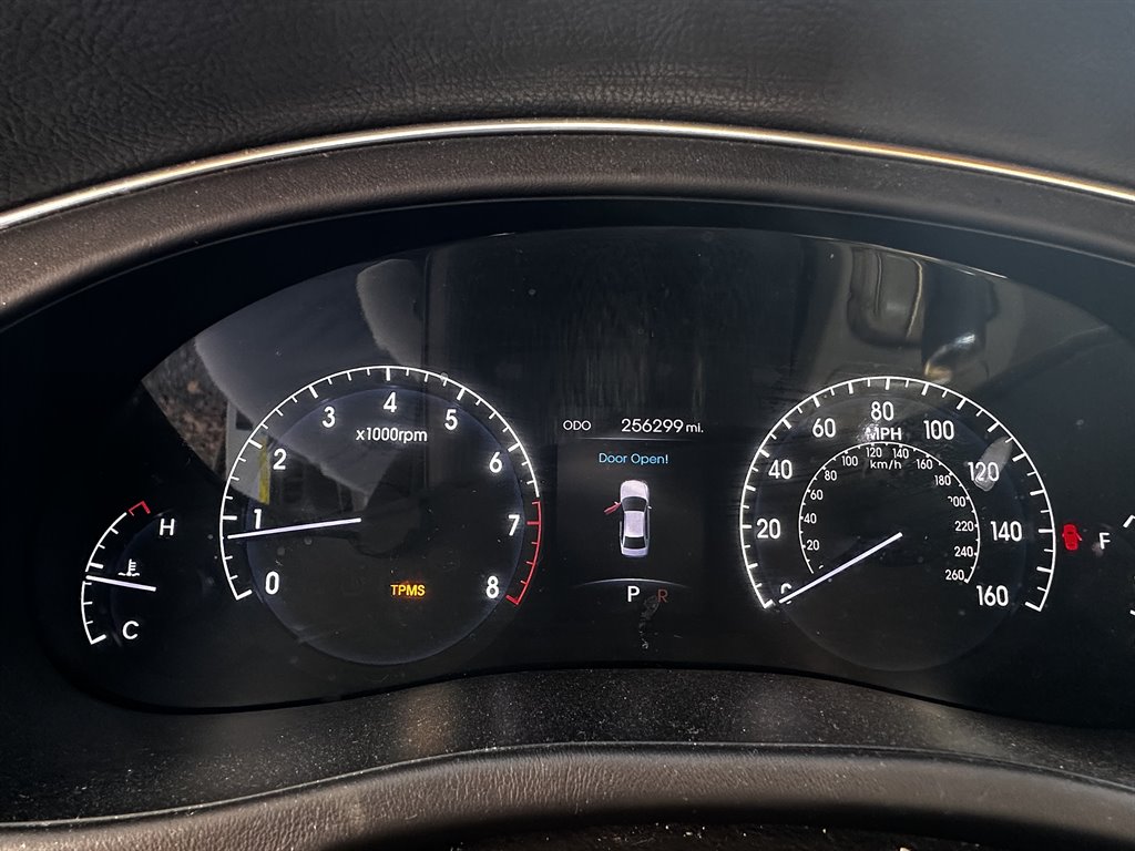2012 Hyundai Genesis