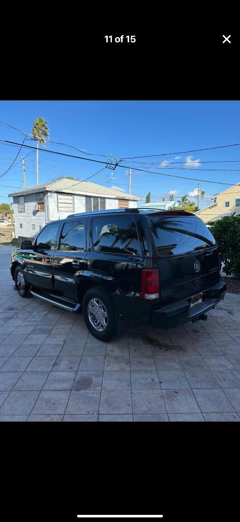 2003 Cadillac Escalade photo