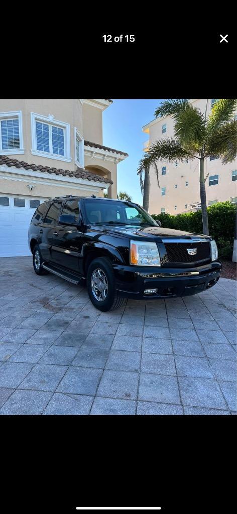 2003 Cadillac Escalade photo