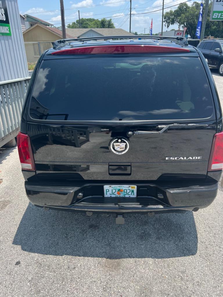 2003 Cadillac Escalade photo