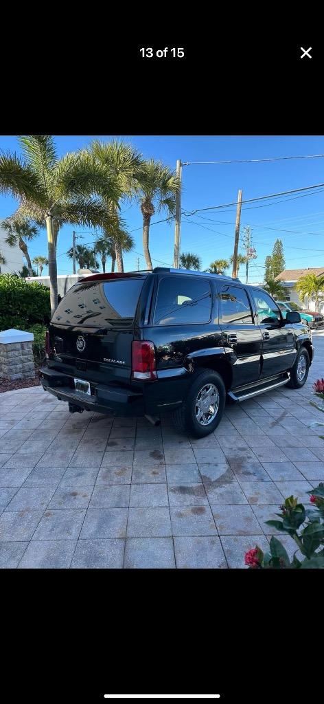 2003 Cadillac Escalade photo