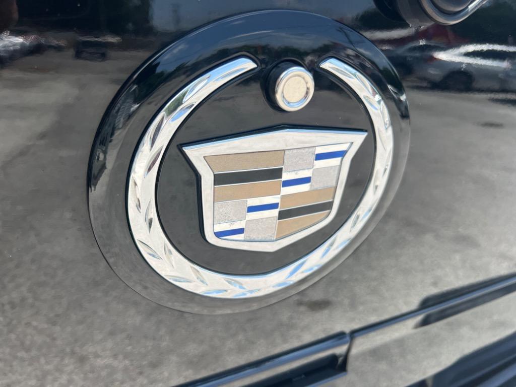 2003 Cadillac Escalade photo