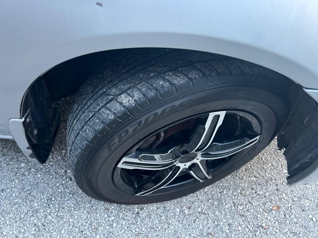2003 Honda Civic DX photo